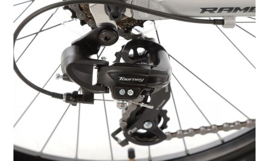 rower gorski romet rambler r62 2024 srebrno niebieski