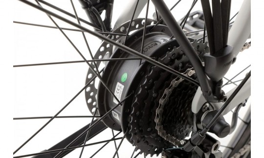 rower trekkingowy elektryczny romet gazela 20 2024 srebrny