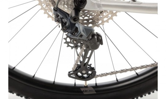 rower gorski superior xp 62 2024 czerwono srebrny