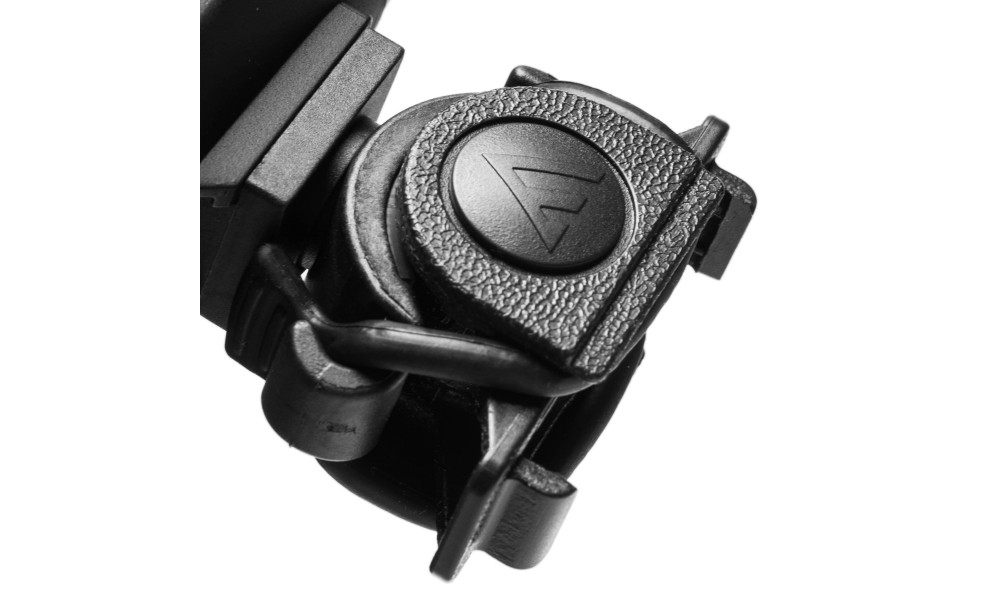 Lampa przednia Mactronic Roy 01