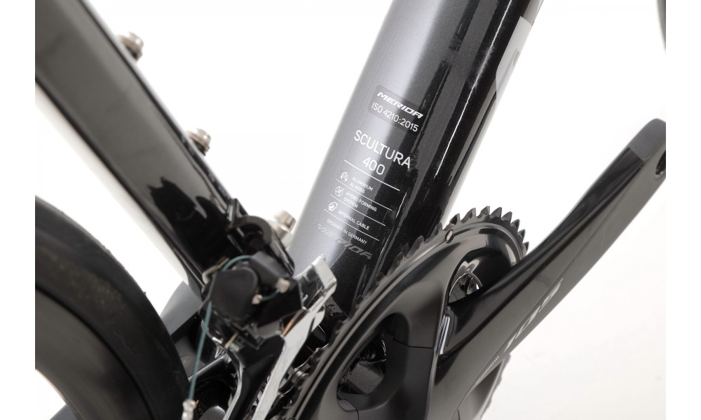 Rower szosowy Merida Scultura 400 - czarny-srebrny