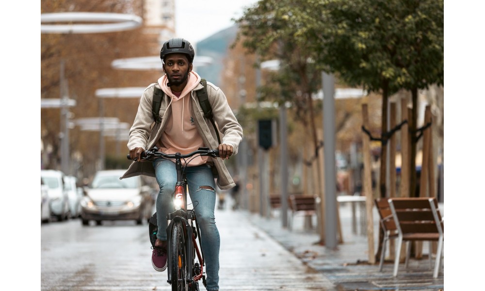 Kask rowerowy Lazer CityZen KinetiCore - czarny