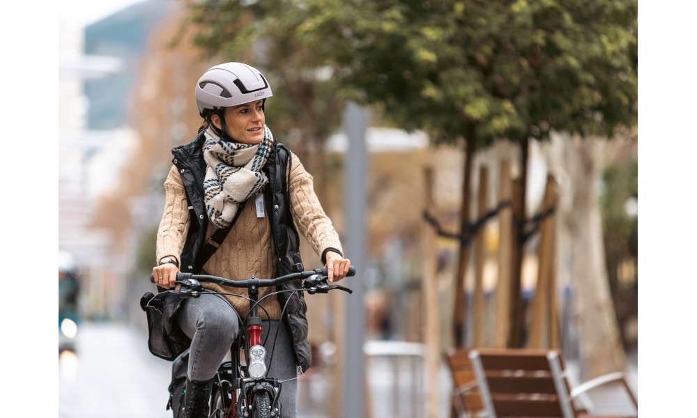 Kask rowerowy Lazer CityZen KinetiCore - liliowy