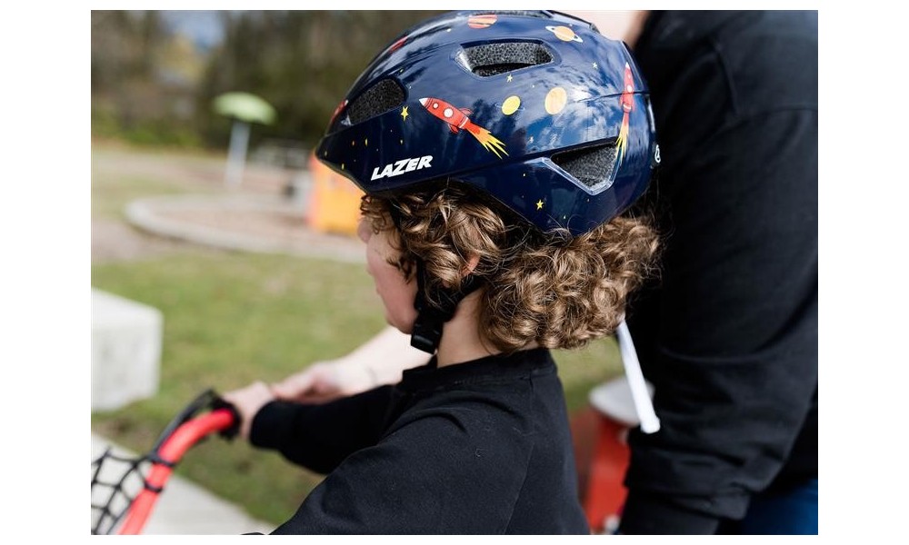 Kask rowerowy Lazer Nutz KinetiCore - granatowy