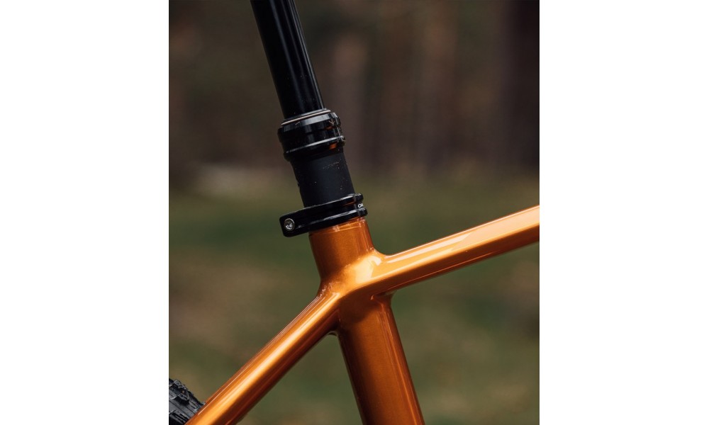 Rower górski elektryczny Orbea URRUN 40 - pomarańczowo-czarny