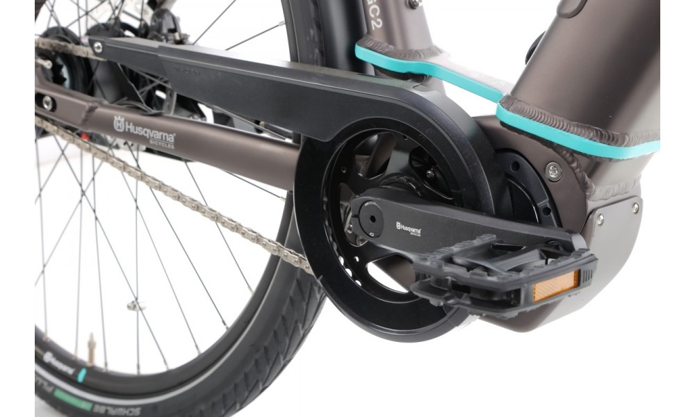 Rower miejski elektryczny Husqvarna Gran City 2 Nexus CB Wave - srebrny