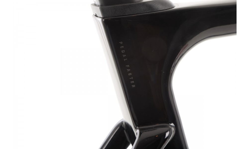 Rower szosowy Kellys URC 50  - szaro-czarny