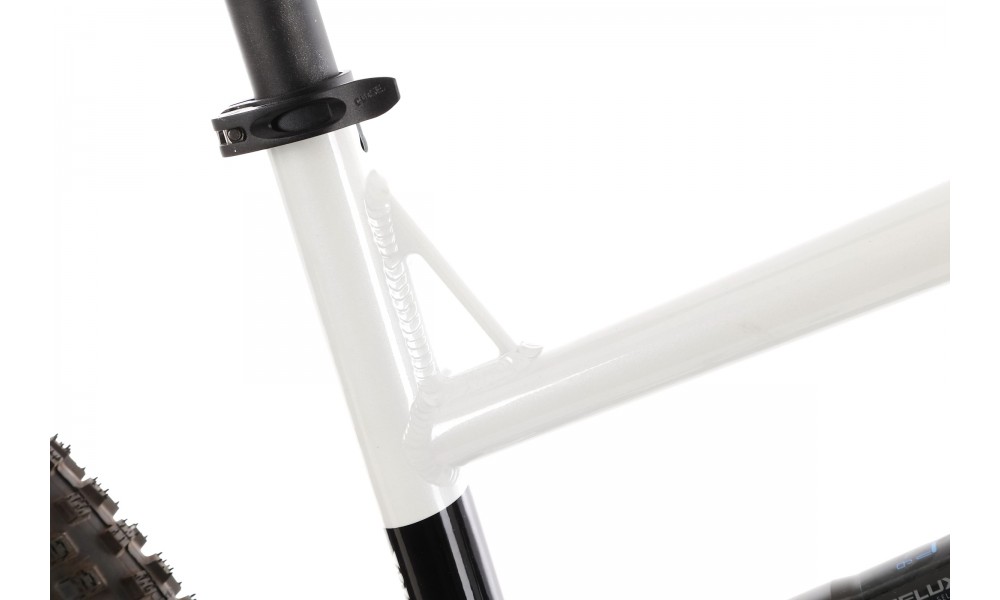 Rower górski Kellys Thorx 30 - biało-czarny