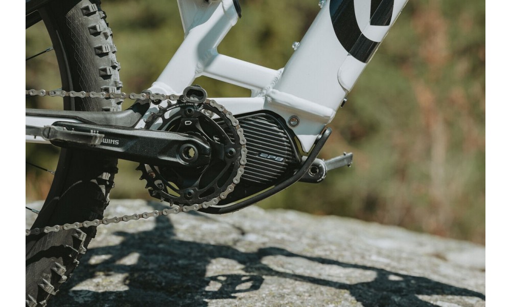 Rower górski elektryczny Husqvarna Hard Cross HC2 - czarno-biały