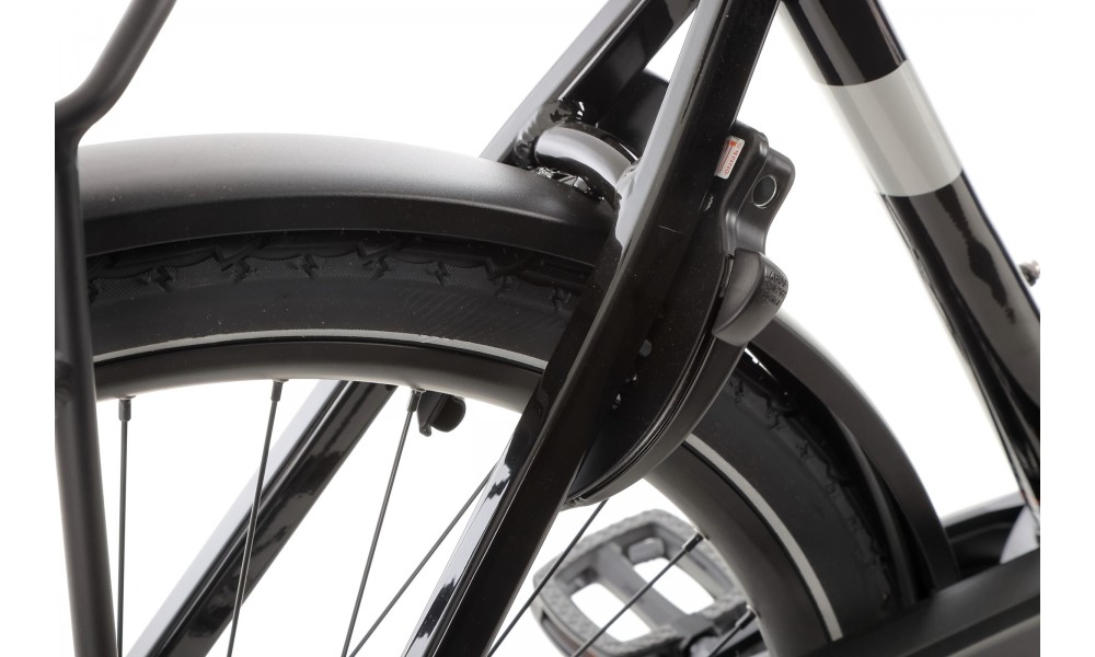 Rower trekkingowy elektryczny BESV TR 2.1 LS - czarny