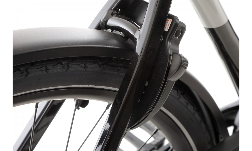 Rower trekkingowy elektryczny BESV TR 2.1 LS - czarny