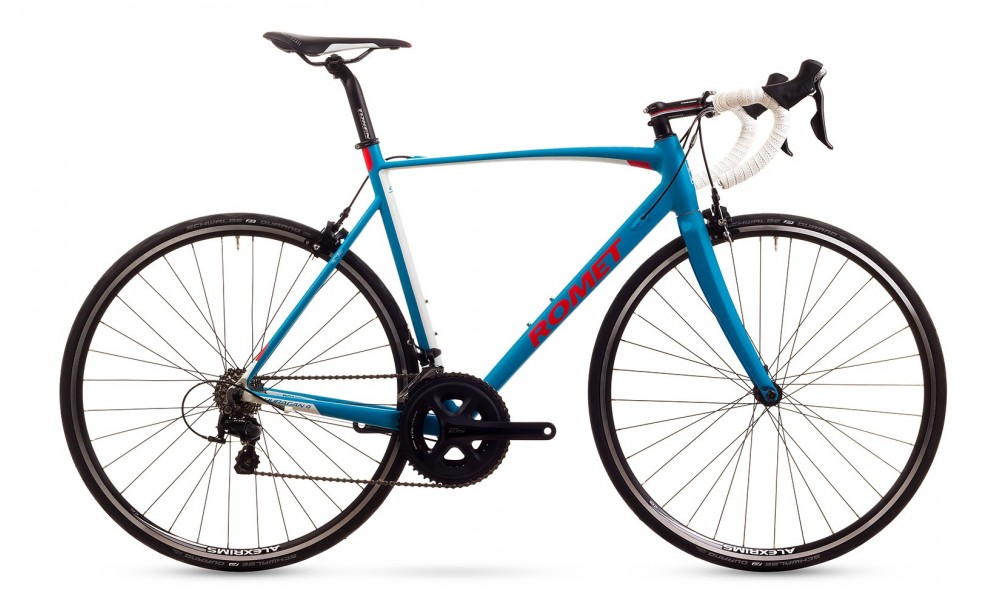 Rower szosowy Romet Huragan 4 2016