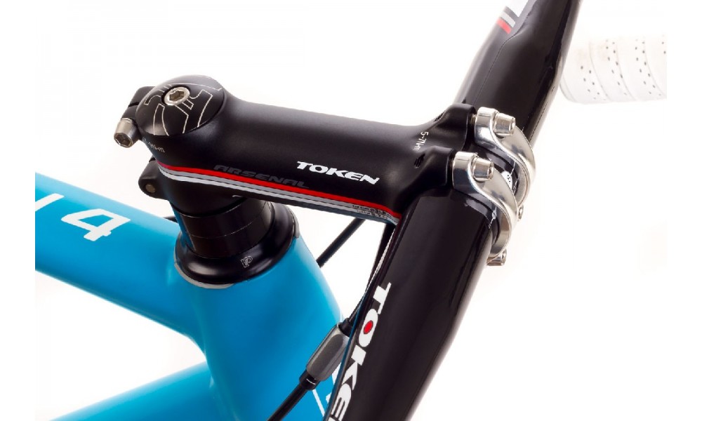 Rower szosowy Romet Huragan 4 2016