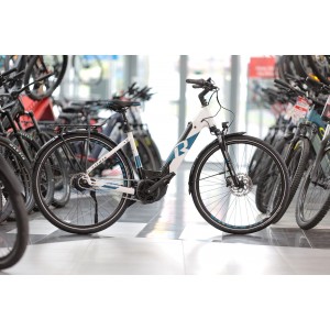 Rower miejski elektryczny R-Raymon CityRay E 7.0 CB - biało-czarny 2