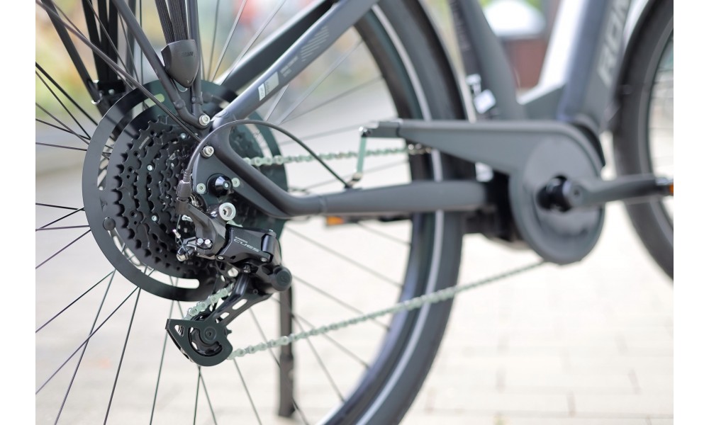 Rower miejski elektryczny ROMET e-Modeco URB 2.0 2024 - czarny-grafitowy