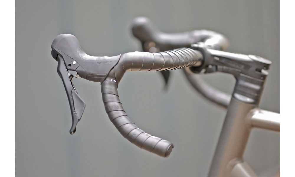 Rower gravel Unibike Geos 2025 - grafitowy