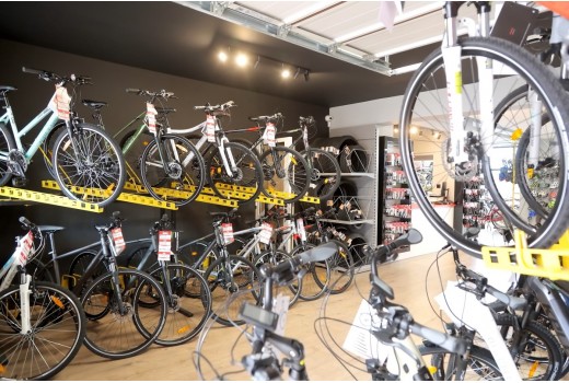 Salon rowerowy Sikorskiego