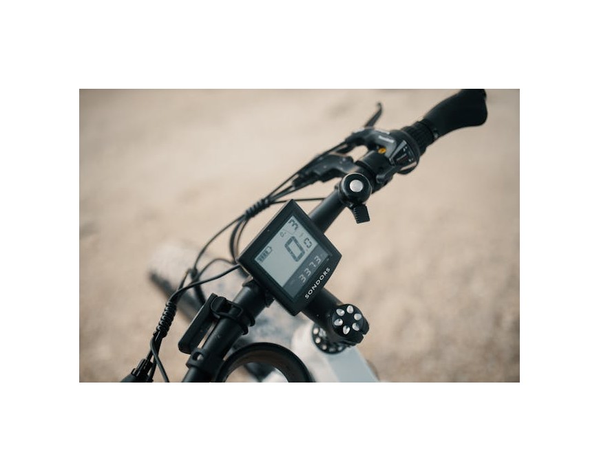 Jakie akcesoria do roweru elektrycznego warto wybrać?